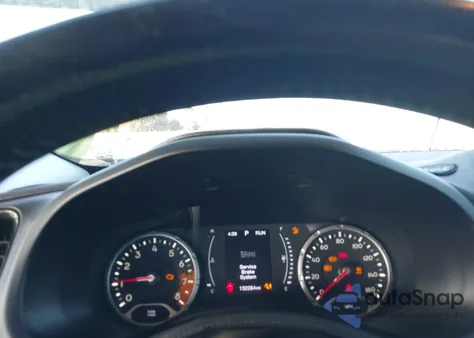 2017 Jeep Renegade Altitude 4X4 из США, поврежденный, VIN ZACCJBBB9HPG46745